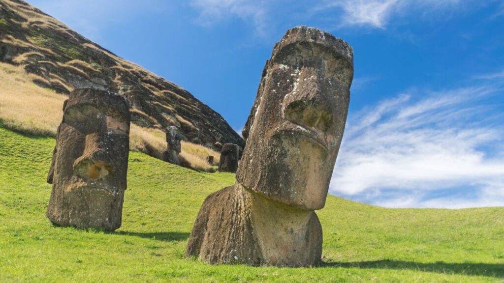 Fascinating Archaeological Finds Easter Island Moai Mysterious Stone Statues of Polynesia